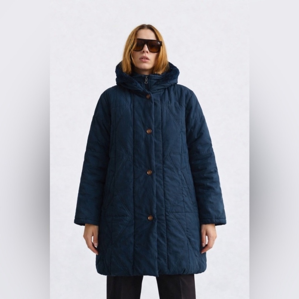 VINTAGE - Oversized Quilted Hooded Coat | Minimal Normcore Style